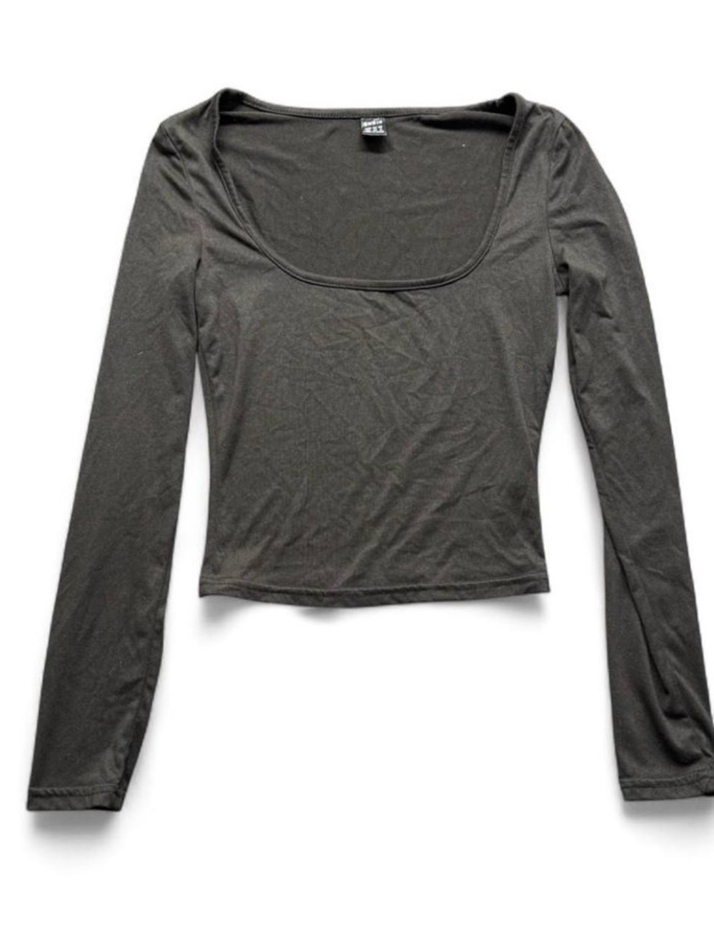 SHEIN Black Scoop Neck Long Sleeve Crop Top